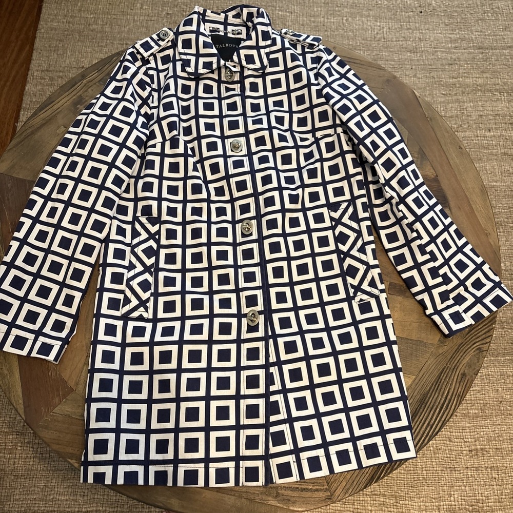 Talbots Womens Navy White Geometrical Pattern Rain Coat Size 6 Silver Buttons